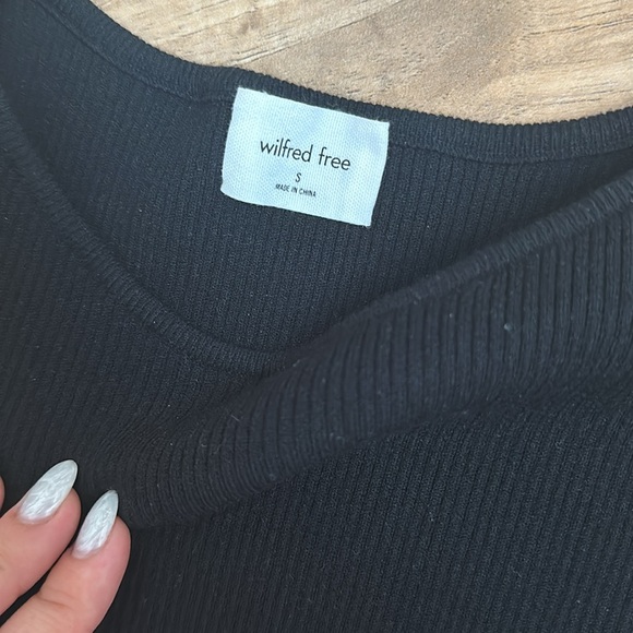 Mini black dress - Picture 3 of 3